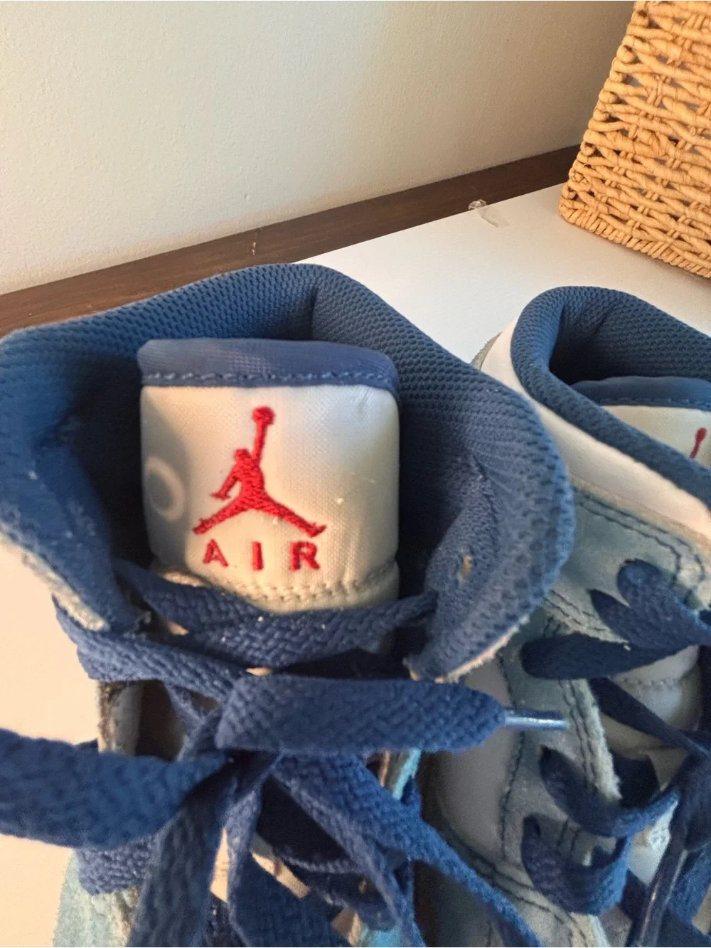 Jordan 1 Mid 6.5Y Blue Suede High Top Sneakers Streetwear